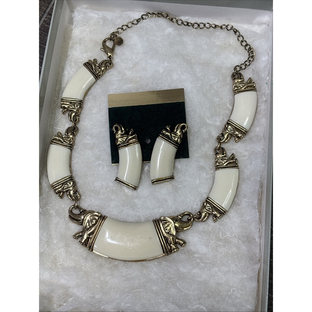 Vintage White Enamel Elephant Necklace Earrings Set Gold Tone Bib Statement
